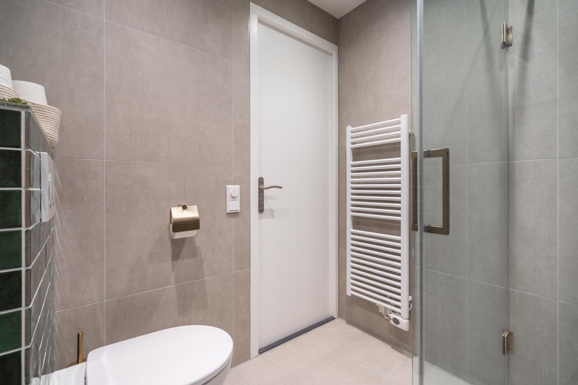 Luxury Fully Equipped Studio - Centrally Located Apartment Huizen Luaran gambar