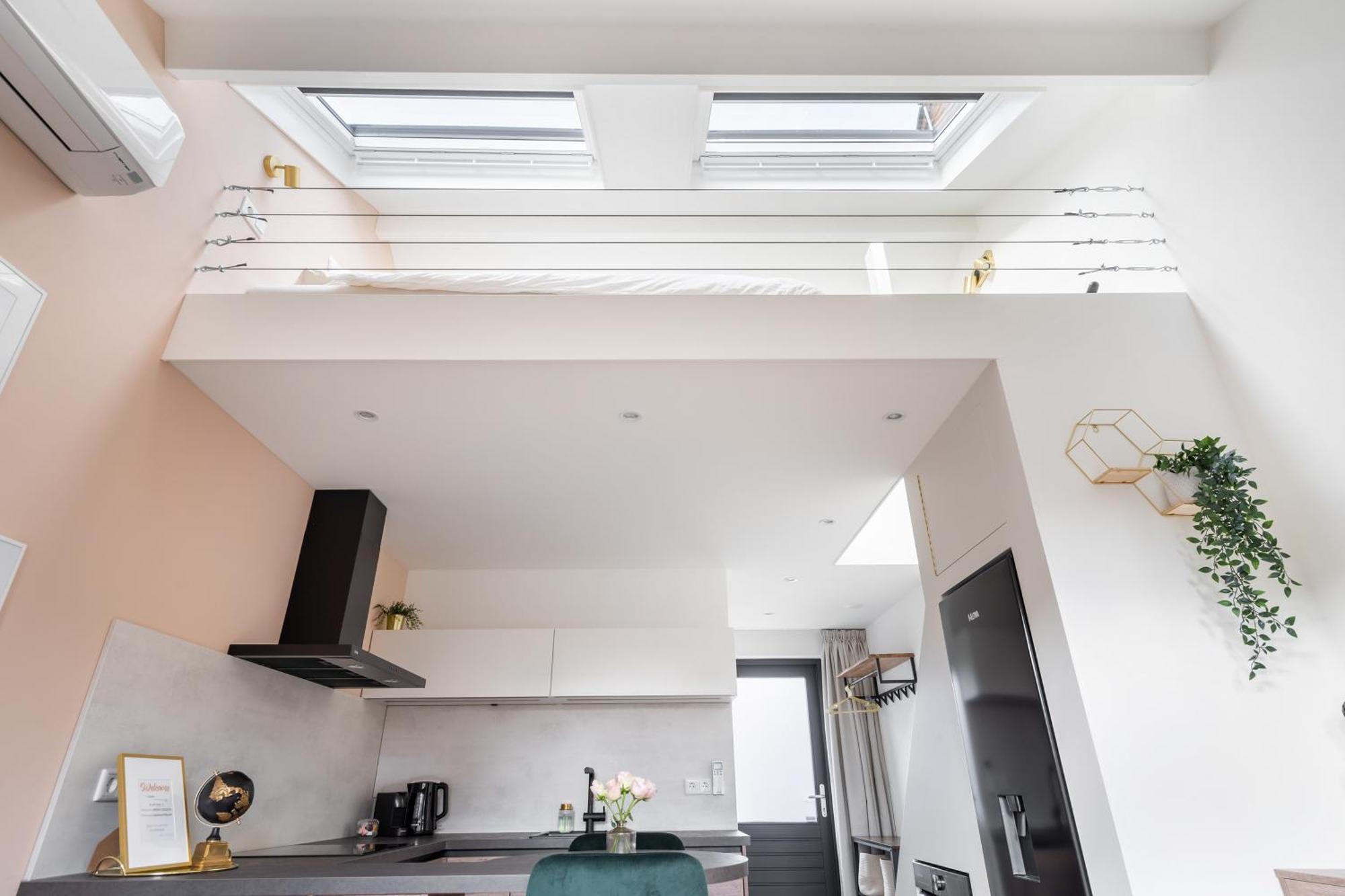 Luxury Fully Equipped Studio - Centrally Located Apartment Huizen Luaran gambar