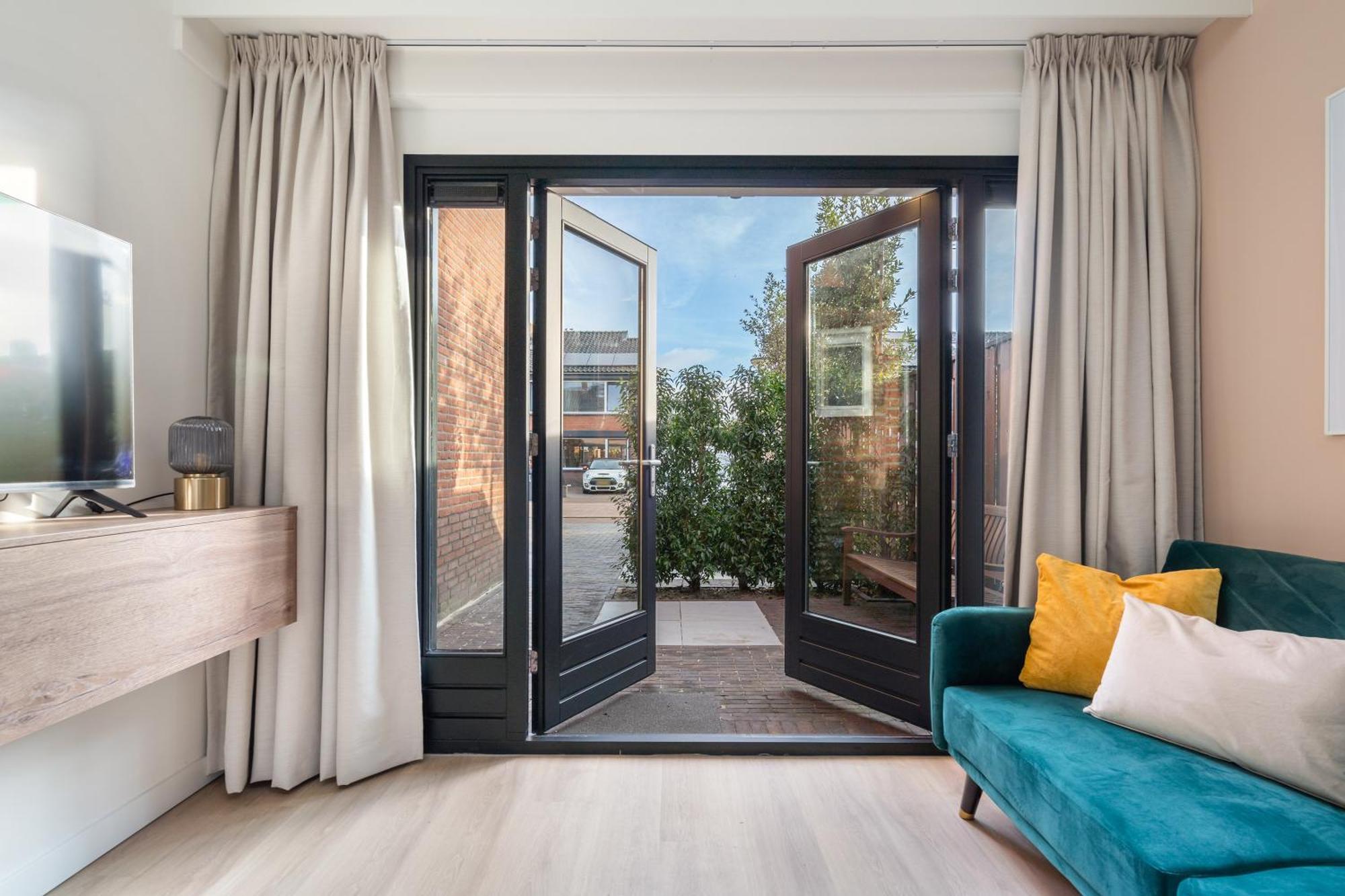 Luxury Fully Equipped Studio - Centrally Located Apartment Huizen Luaran gambar