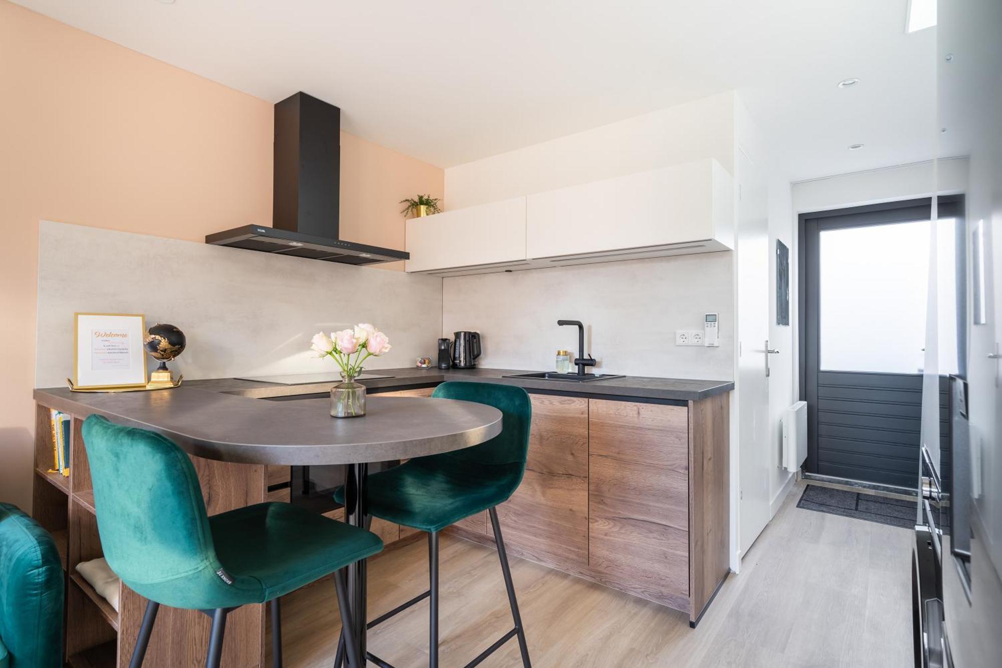 Luxury Fully Equipped Studio - Centrally Located Apartment Huizen Luaran gambar