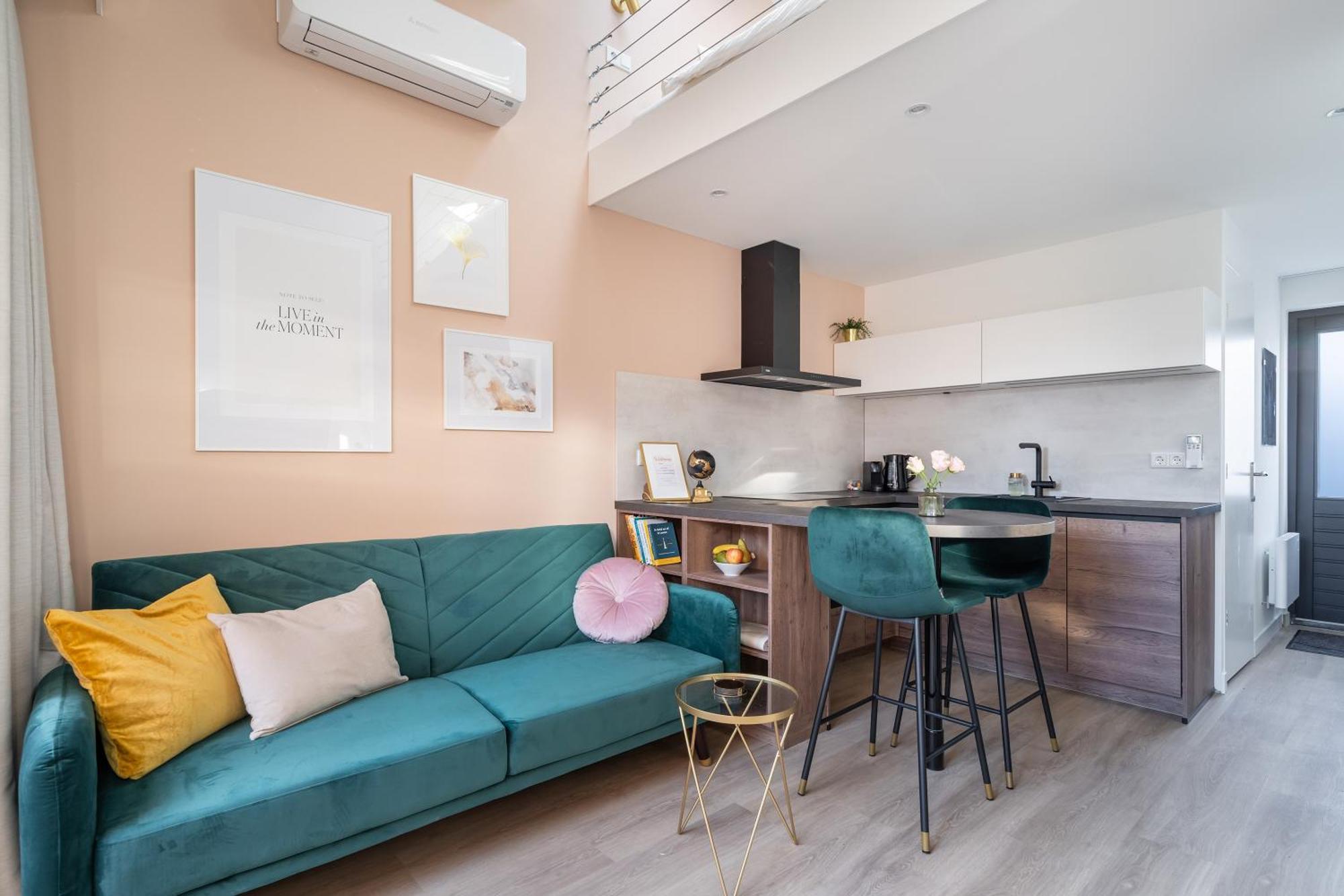 Luxury Fully Equipped Studio - Centrally Located Apartment Huizen Luaran gambar